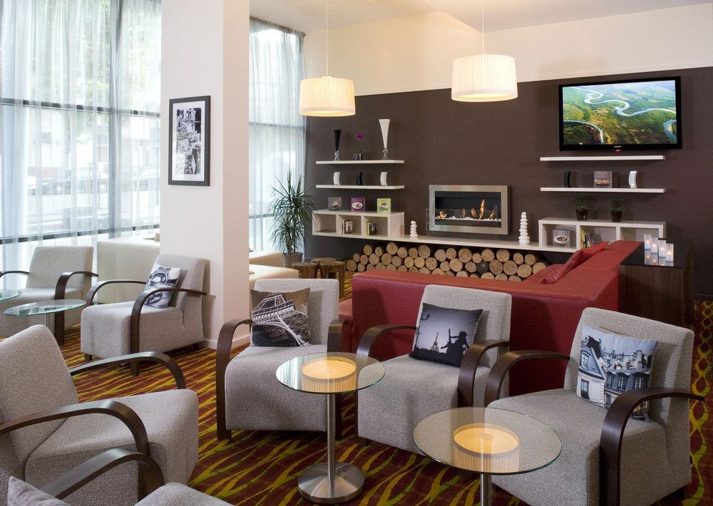 Courtyard By Marriott Paris Saint Denis Hotel Esterno foto