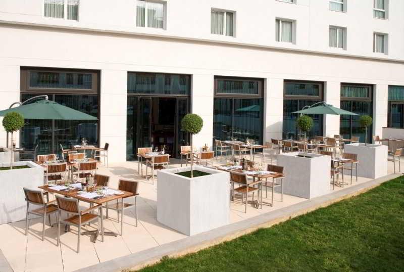 Courtyard By Marriott Paris Saint Denis Hotel Esterno foto