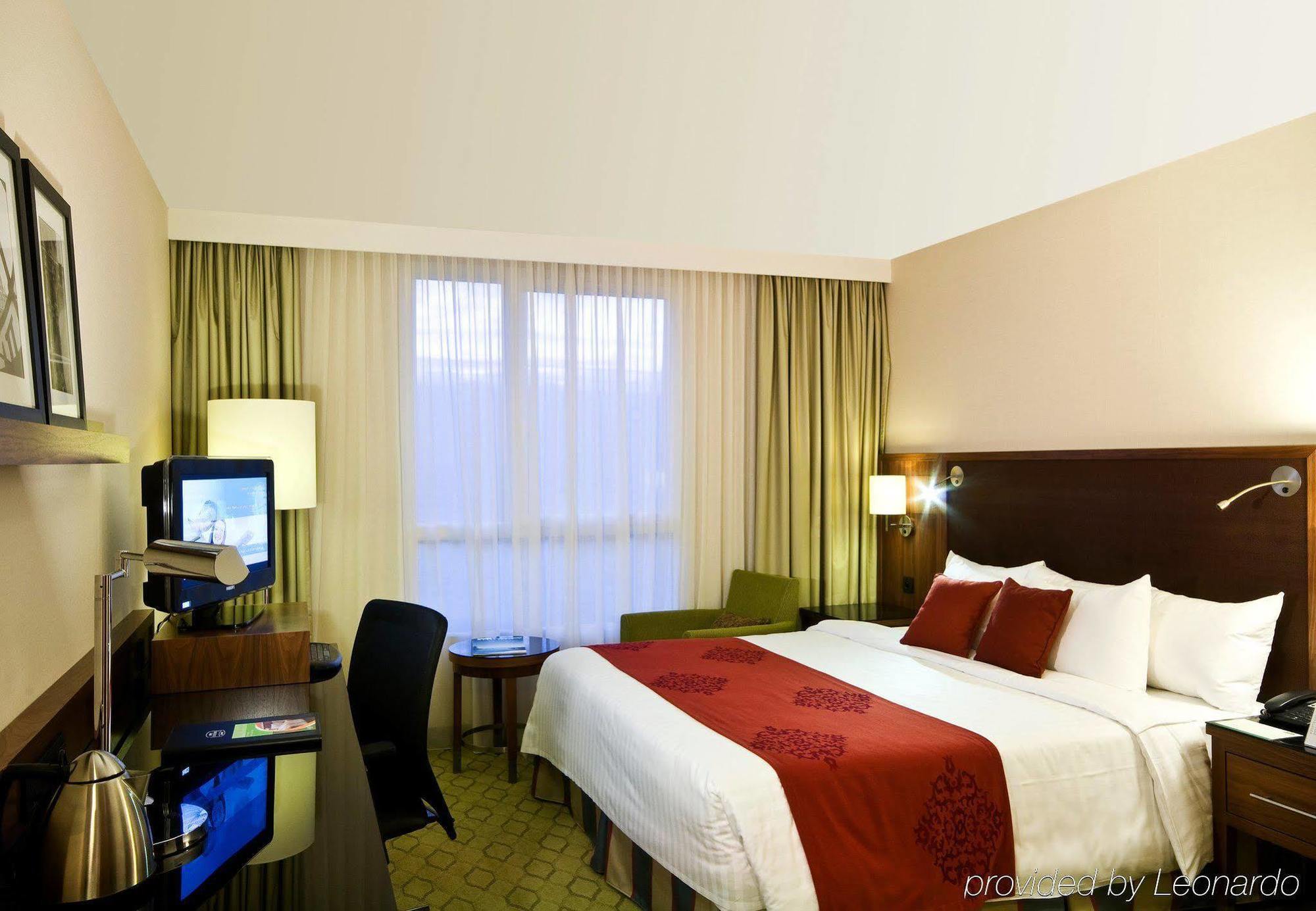Hotel Courtyard By Marriott Paris Saint Denis Camera foto